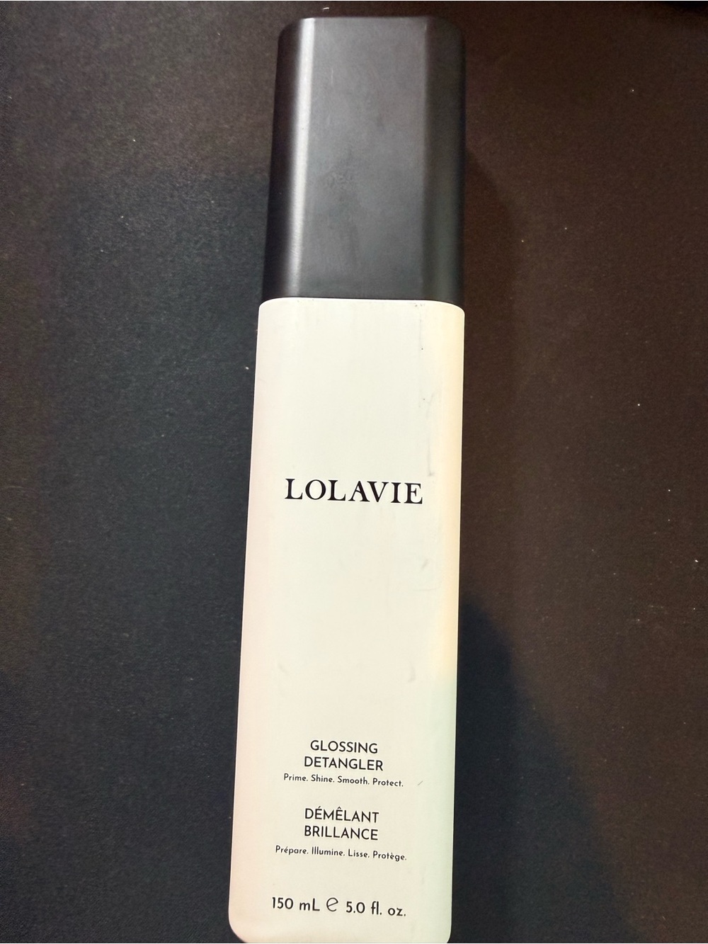 LOLAVIE Glossing Detangler Heat Protectant Spray — White